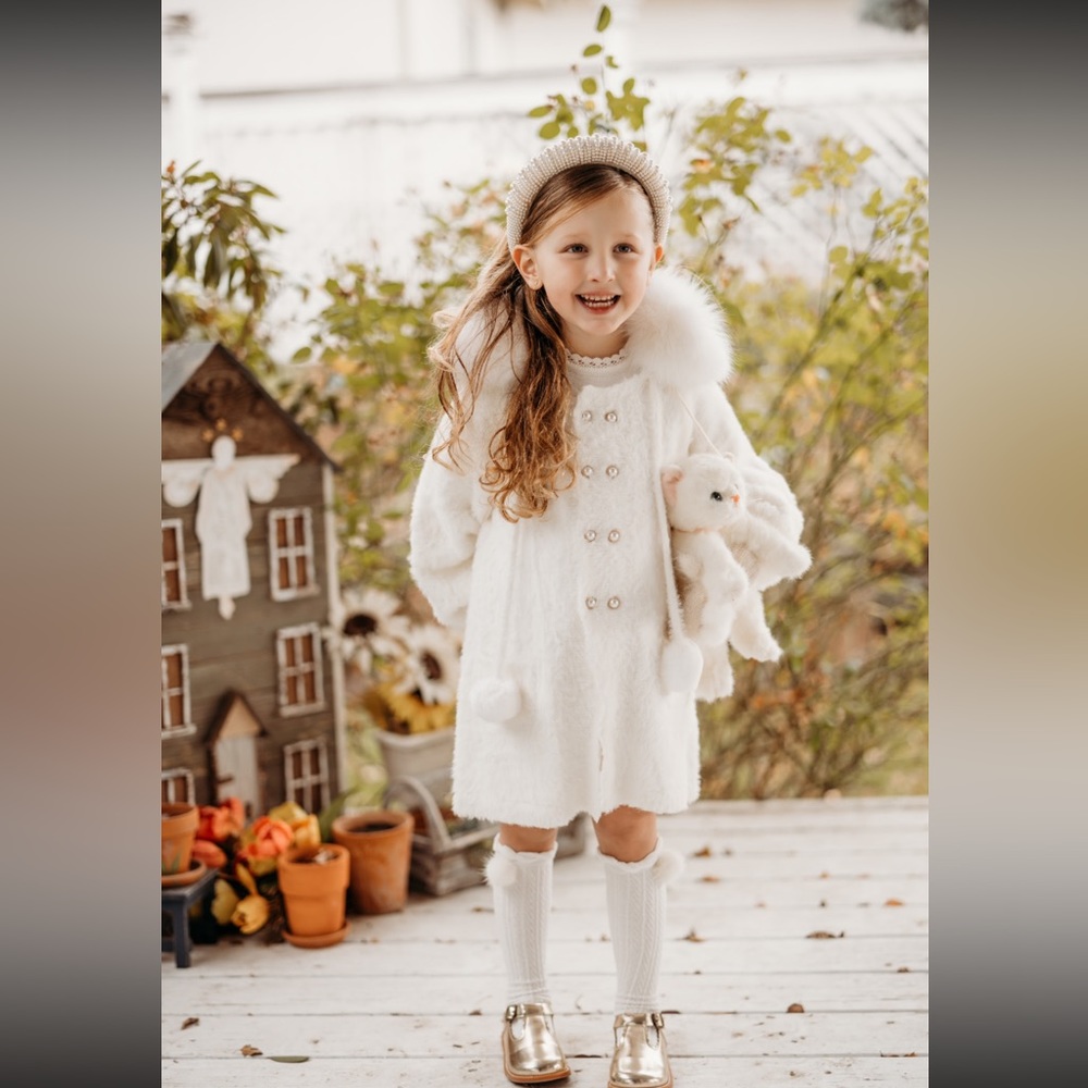 Petite Maison Kids real fox fur white coat size 6-7